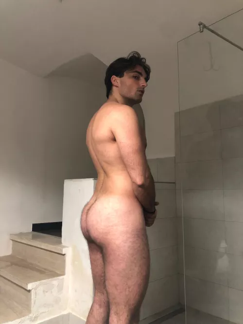 I want u to open my ass and lick all of the honey u will put inside of it with ur cock by matteovergara