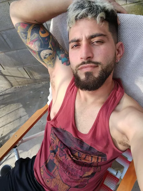 I'm looking at you you know 😎 by olalahot