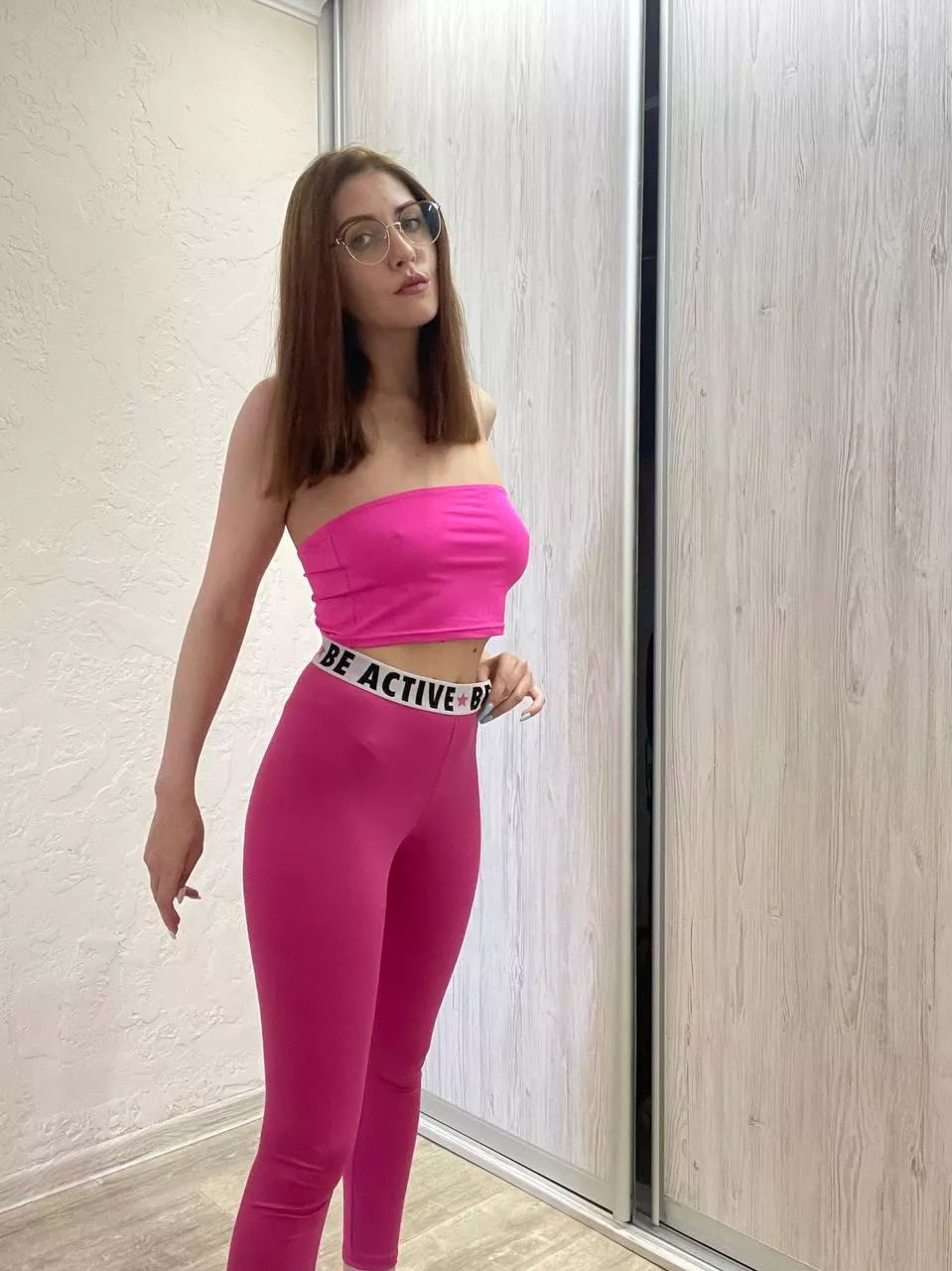 In this outfit, would you join me for a workout together?😏 posted by megan_vikkk