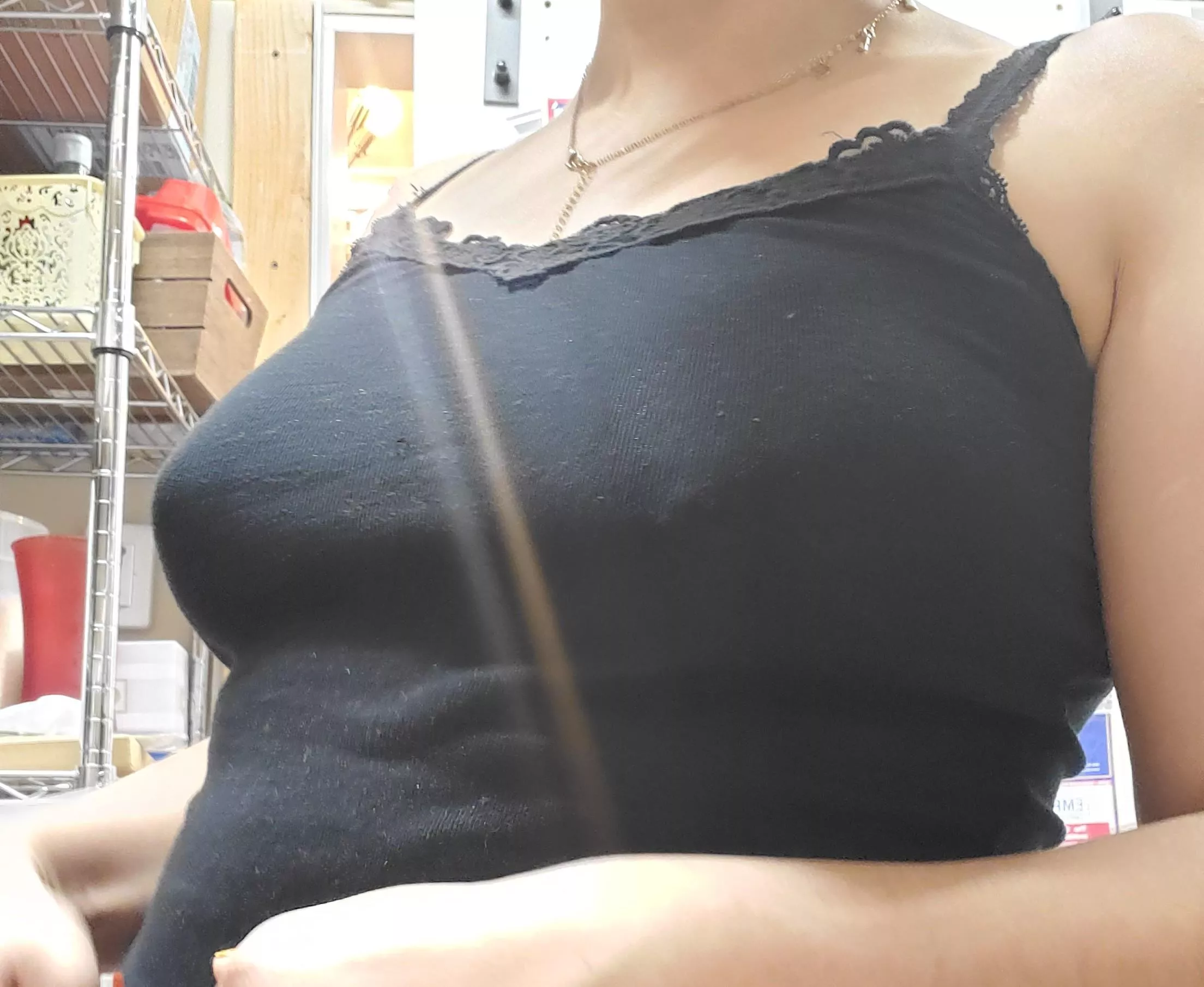 It's freakin' weekend, baby, I'm about to have me some fun  posted by phiaphies