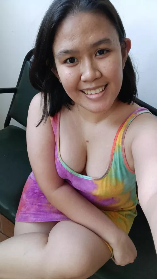 Just sharing a pop of color this gloomy day! by Acel32