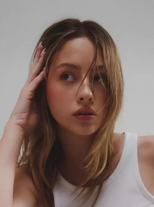 Mia Lavalle by Ken789gh