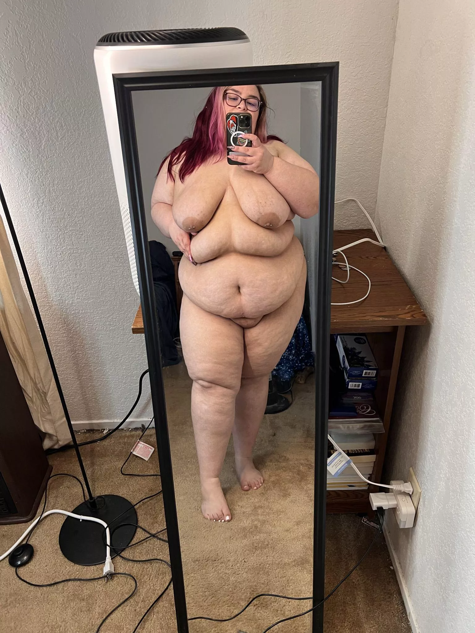 Mirror selfie posted by mikaylamoni