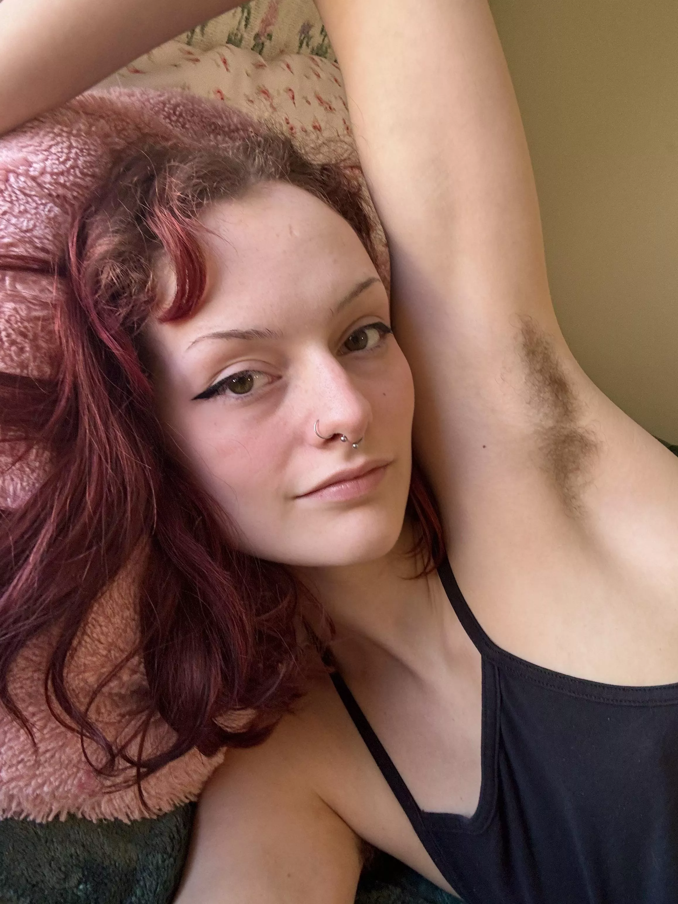 no razor in over 5 years ! posted by fr0ntb0tt0ms_wh0re