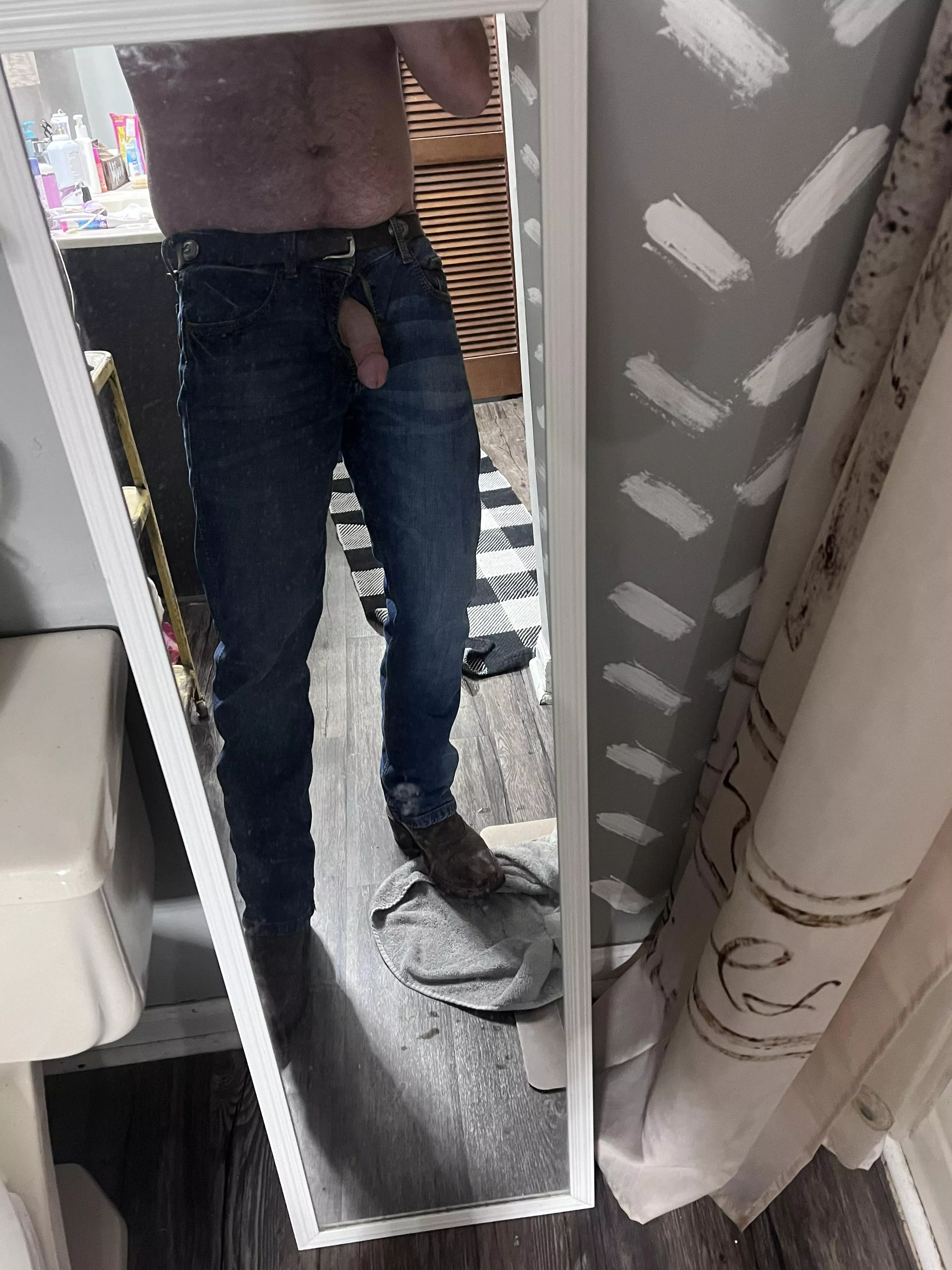 Save a horse, ride a dad bod cowboy?! posted by hornybluecollar