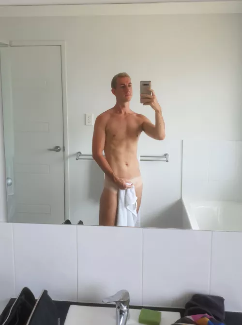 Should I drop the towel? by Archerussy