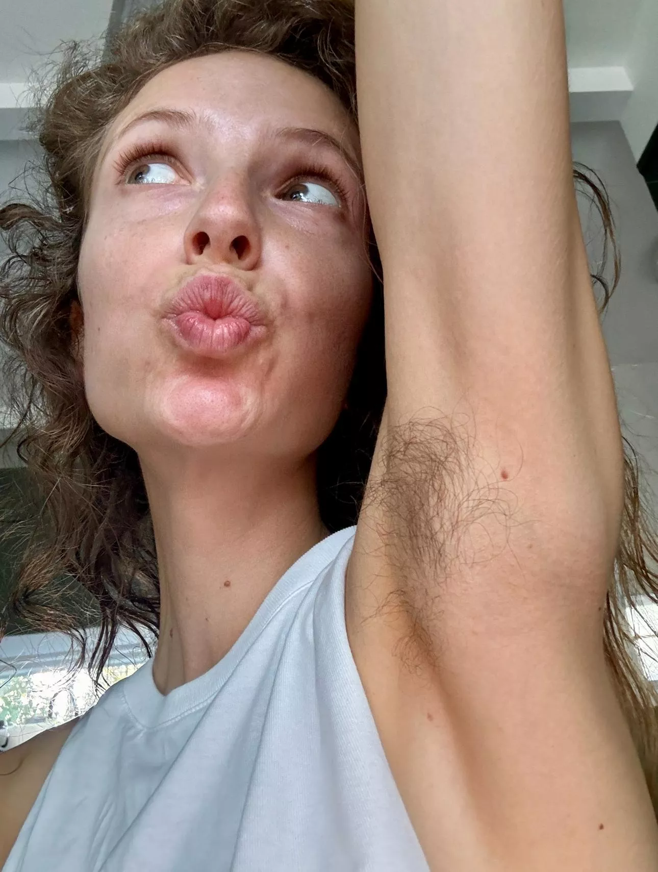 Some absolutely hairy pits for you posted by lulusdreamz
