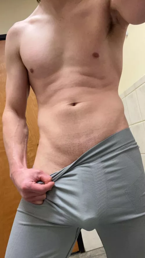 The fit is a little tight by 4EvrWinter88