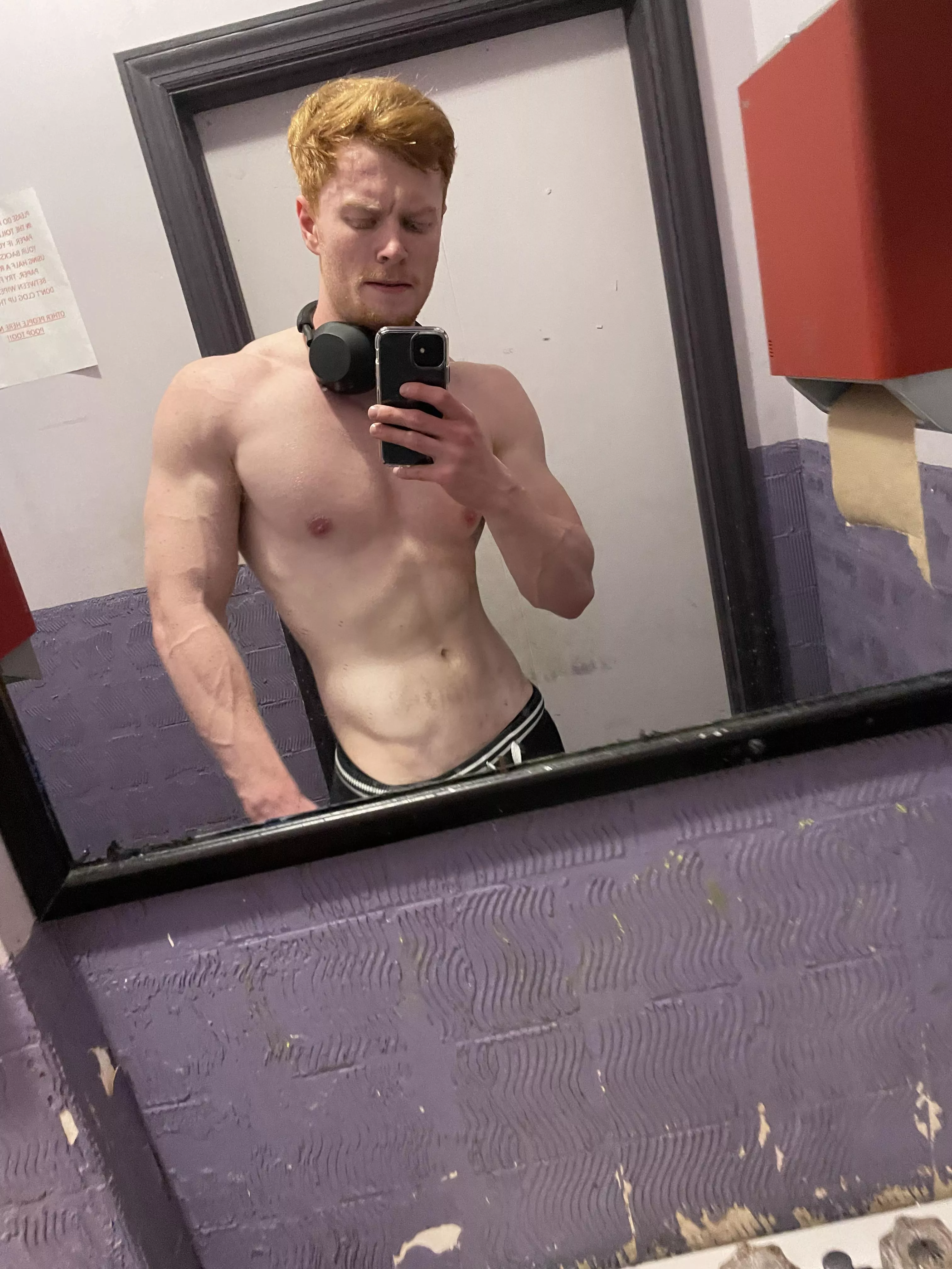 Want to see the shorts pulled down?😏 posted by BjBobby20