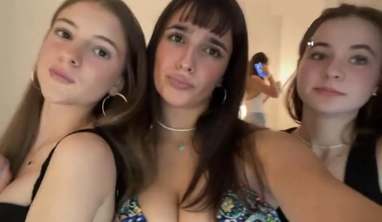 Which College Girl? posted by Adventurous_Lock_545