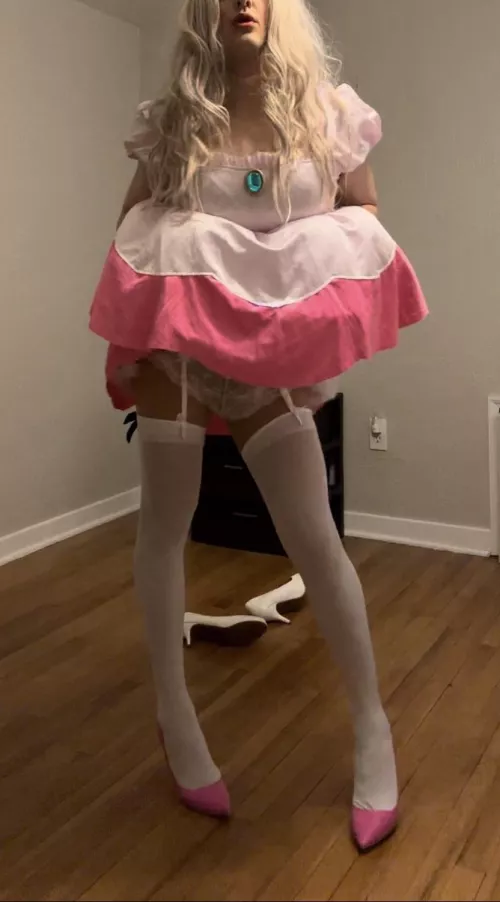 Will you make me your peach?🍑 by Sissy_secrets1