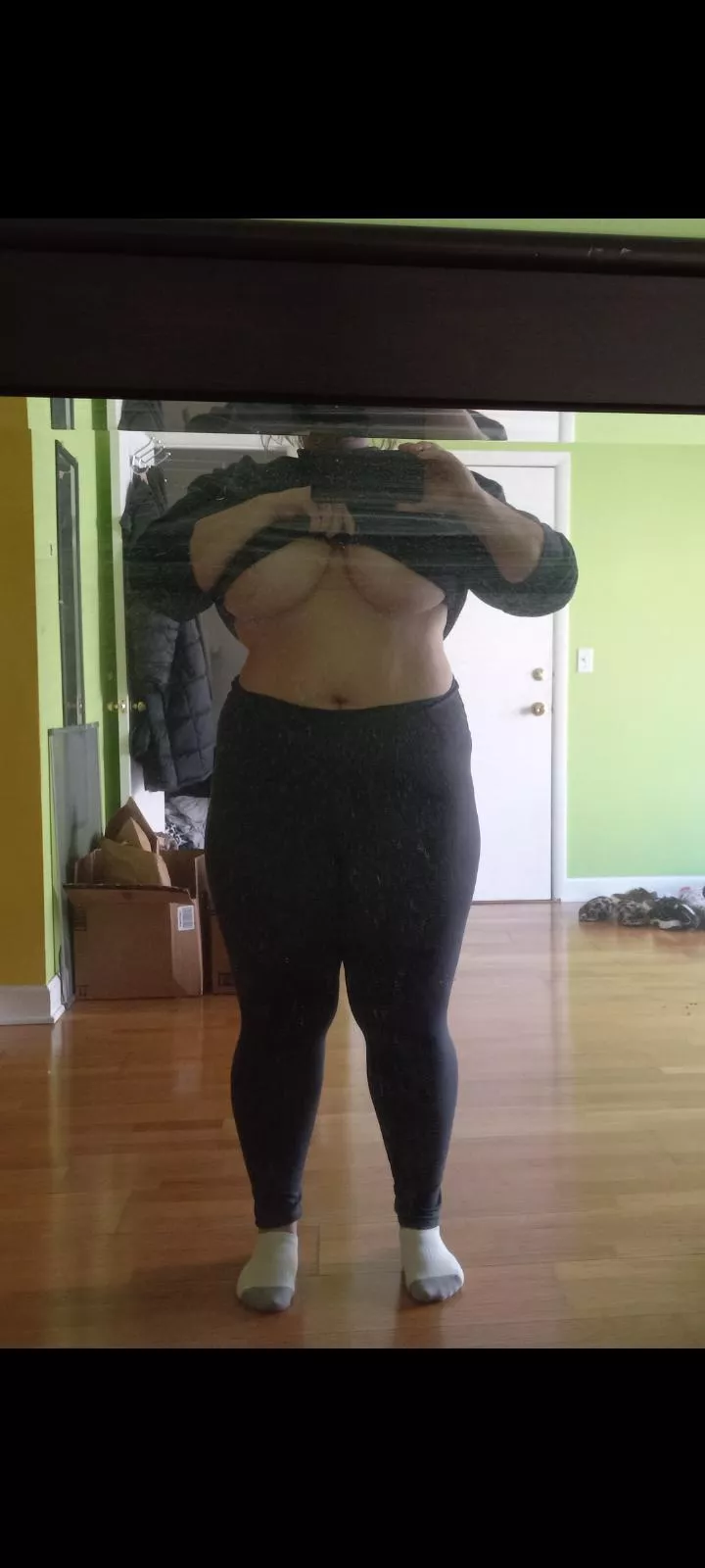 28 * Single * Teacher  posted by burritogoblins