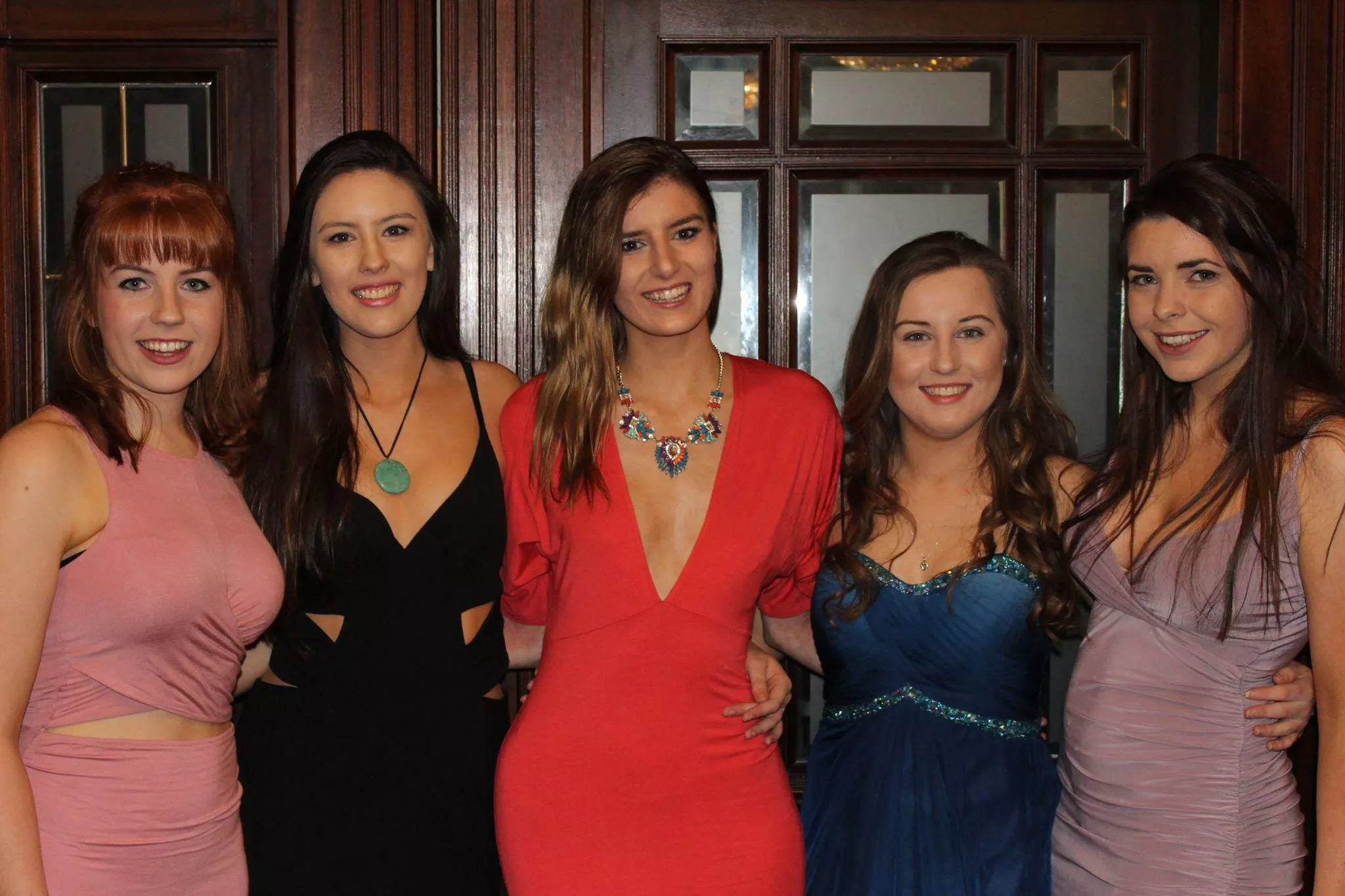 [5] Which college girl would you fuck? posted by Valuable_Falcon2068