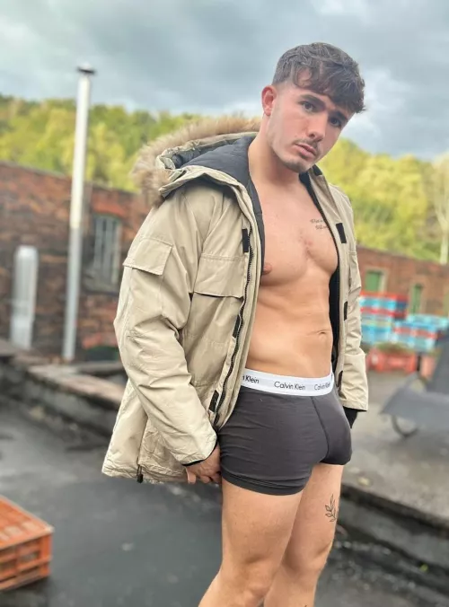 A lot of you guys told me to try boxers-briefs, what do you think??? by Affectionate-Tea3040