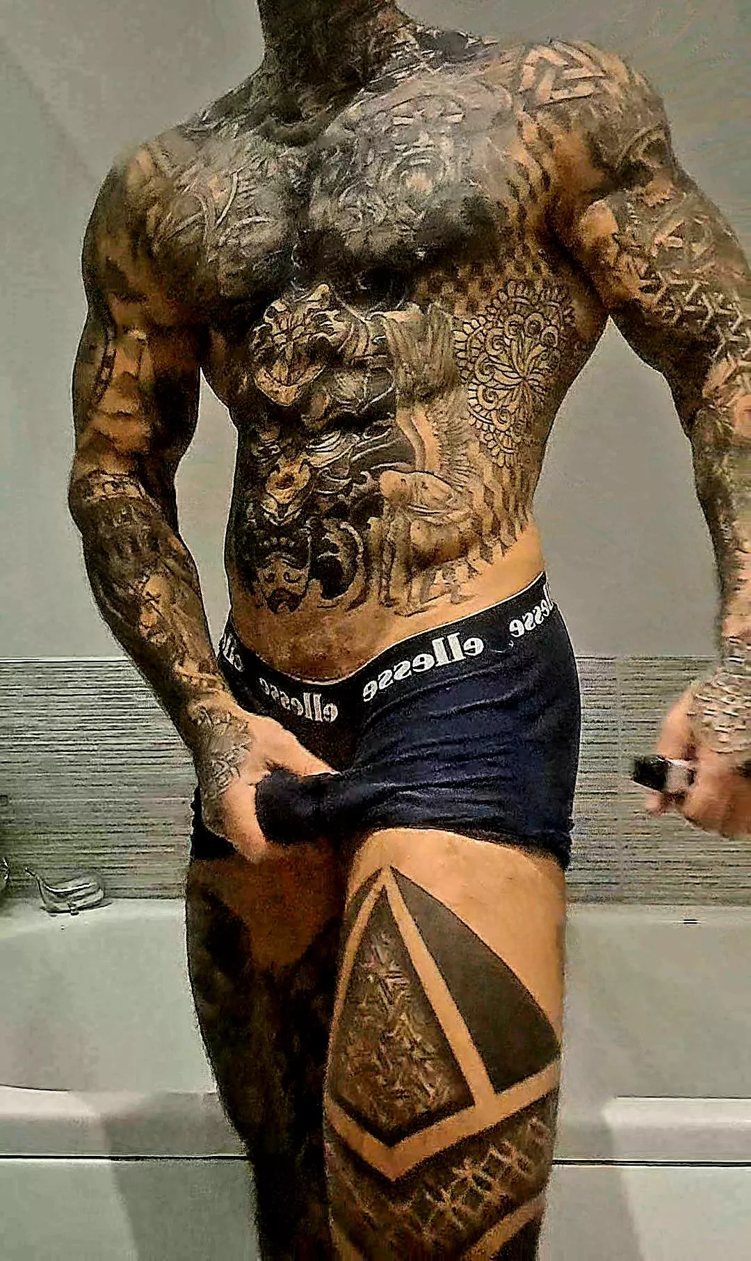 After shower flex..😈 posted by bahamianDowel769