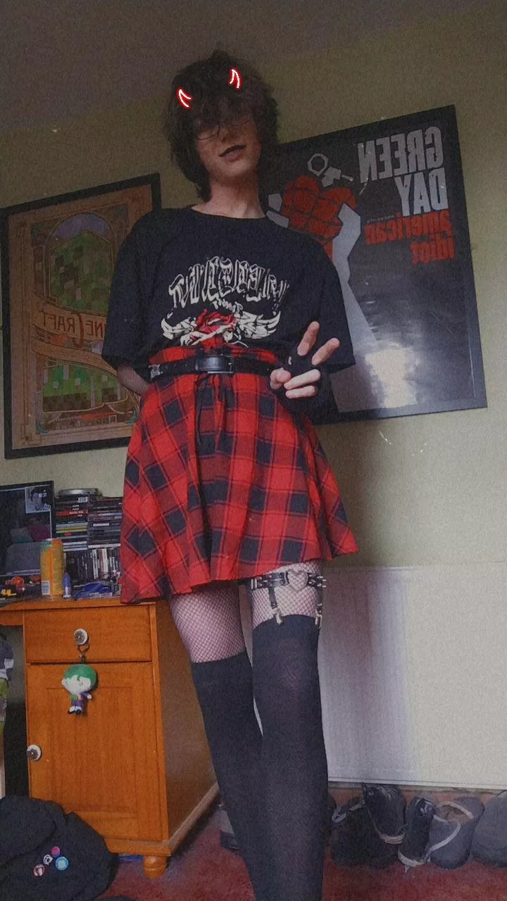 bored, want attention hehe  posted by snowfox3