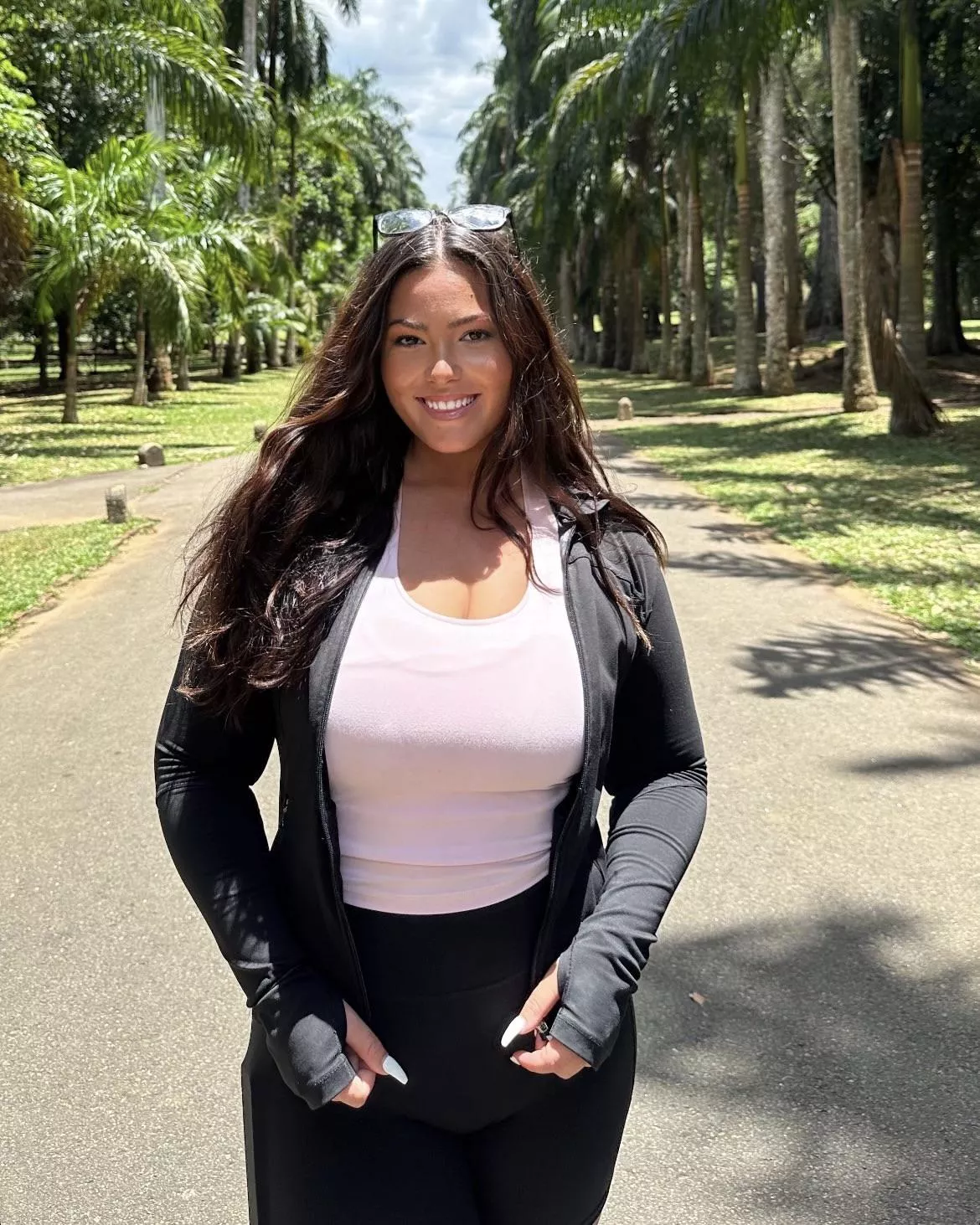 Busty Brit posted by wideboyy