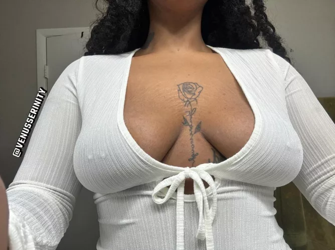 Cum on my tits?  by VenusSerenity