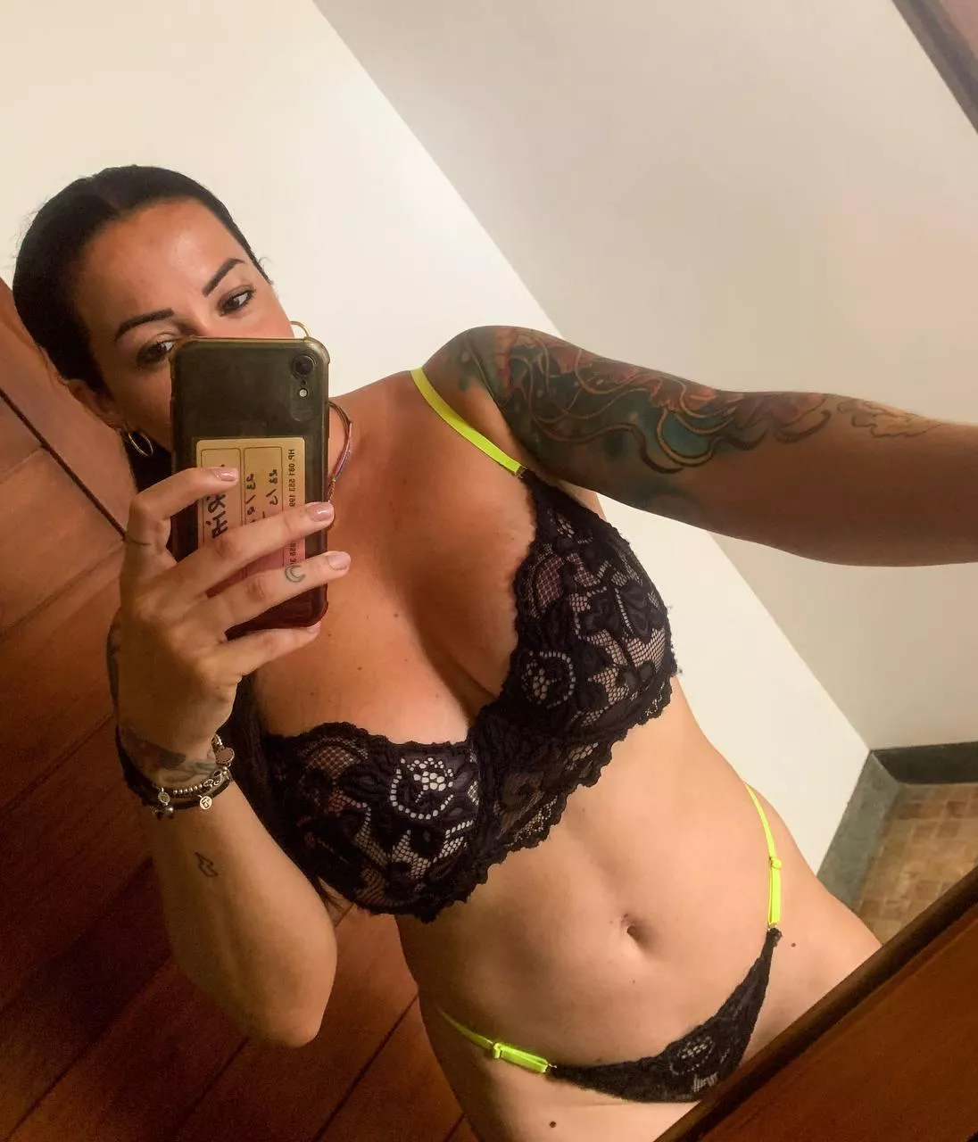 Do you like receiving photos of my hotel room and its number? posted by Joanne_Kilgore