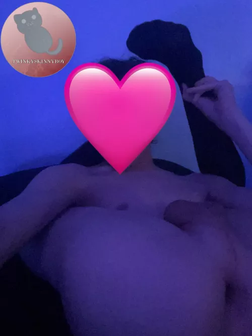 Flexible.. by Twinkyskinnyboy