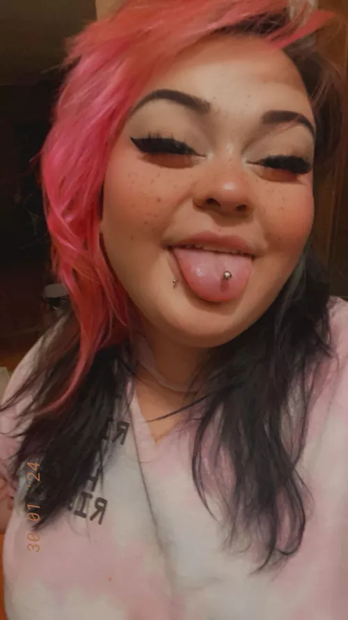 Happy Saturday! by ThickThighedShy