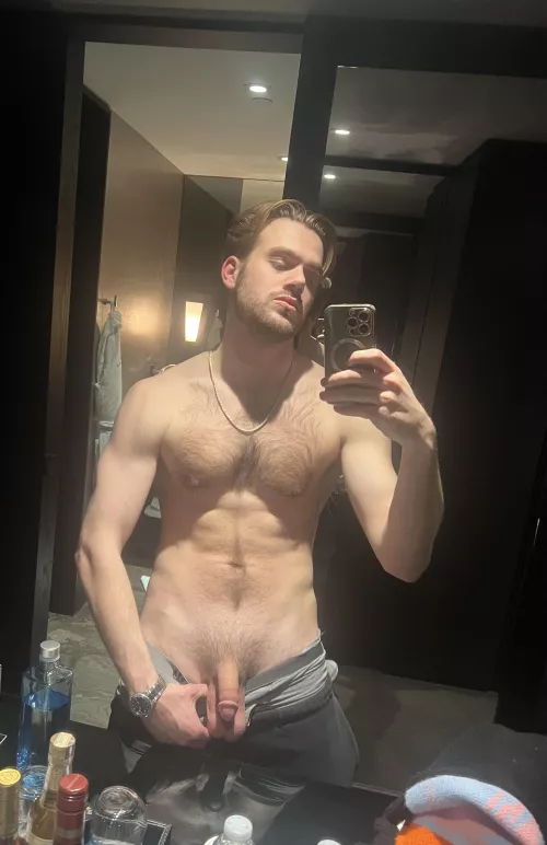 Heading out for the night. Maybe I’ll come home to you? by showsumtits