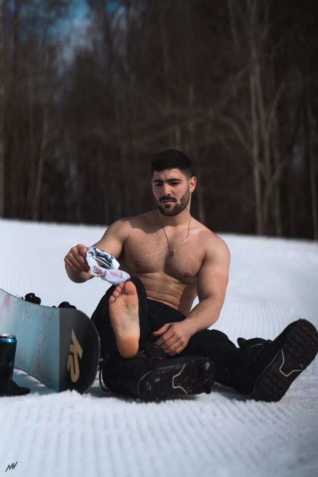 I don't need description, my body speaks for itself. posted by thebicepsking