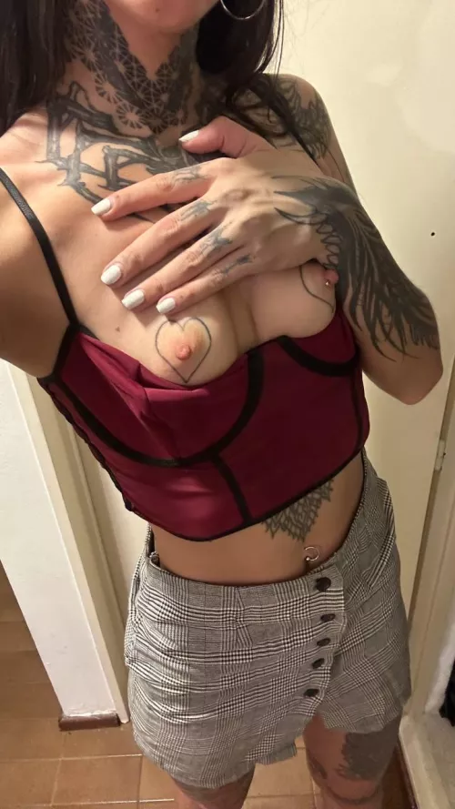 I heard punk girls have the sweetest bodies by NaJorne