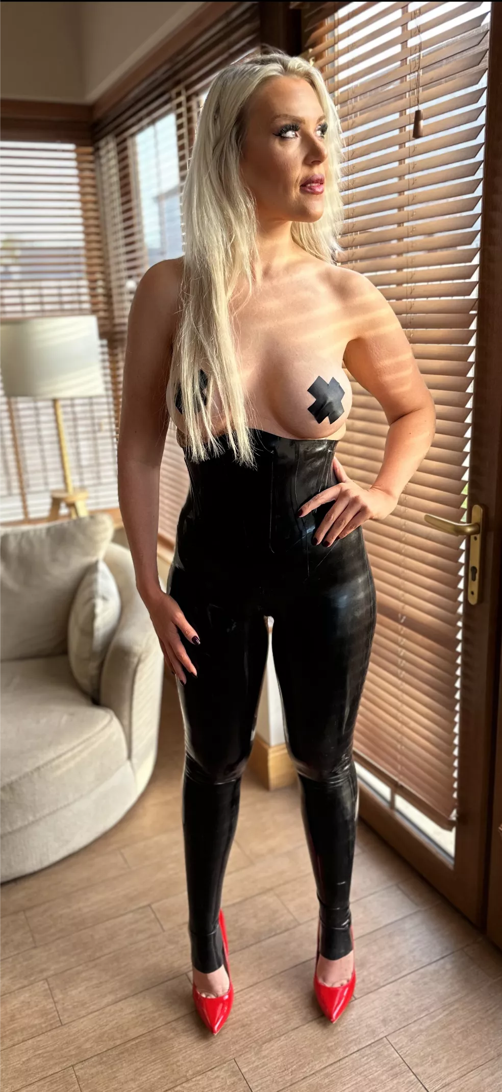 I'm ready for our date posted by Lulu_Pump