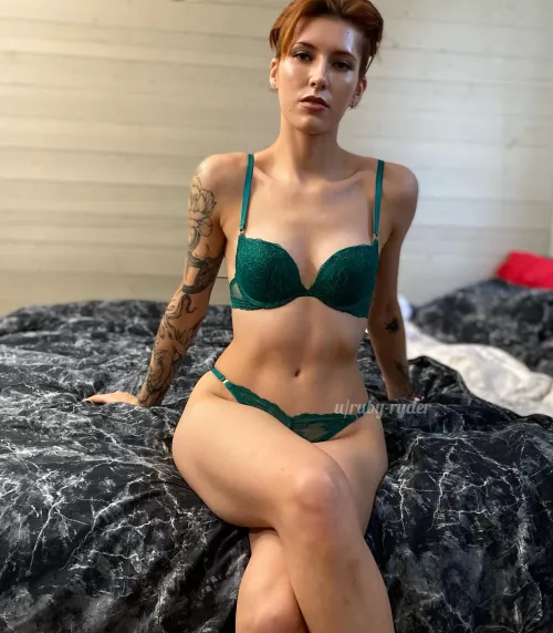 I’m small enough to toss around by ruby-ryder