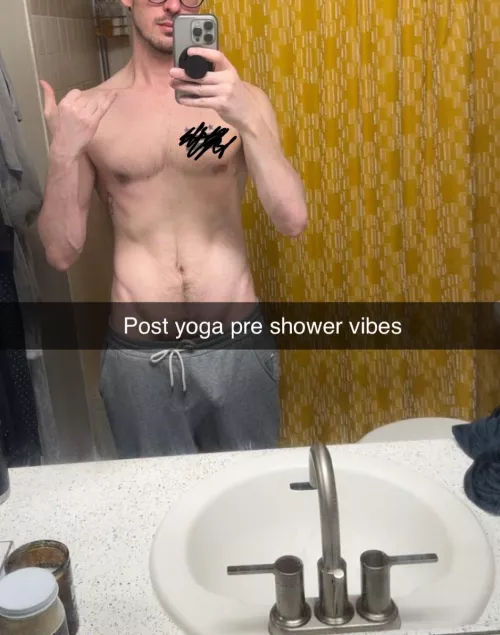 Is it obvious? 32M by Odd-Banana-2429