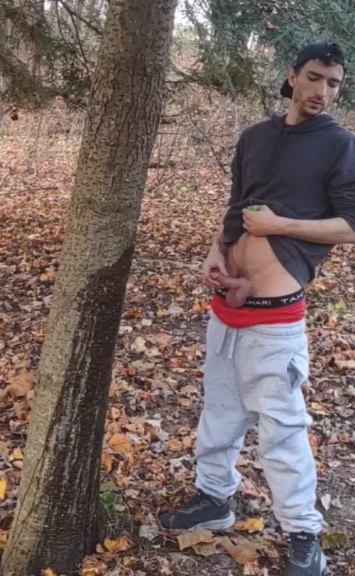 It's hot as fuck seeing guys get hard and horny just from seeing me take a piss. Lowkey love showing it to you guys. by Alexbwc4