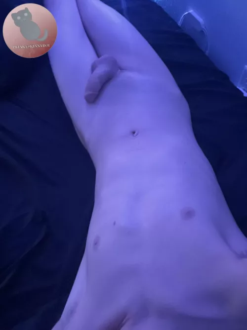 Me rn.. by Twinkyskinnyboy