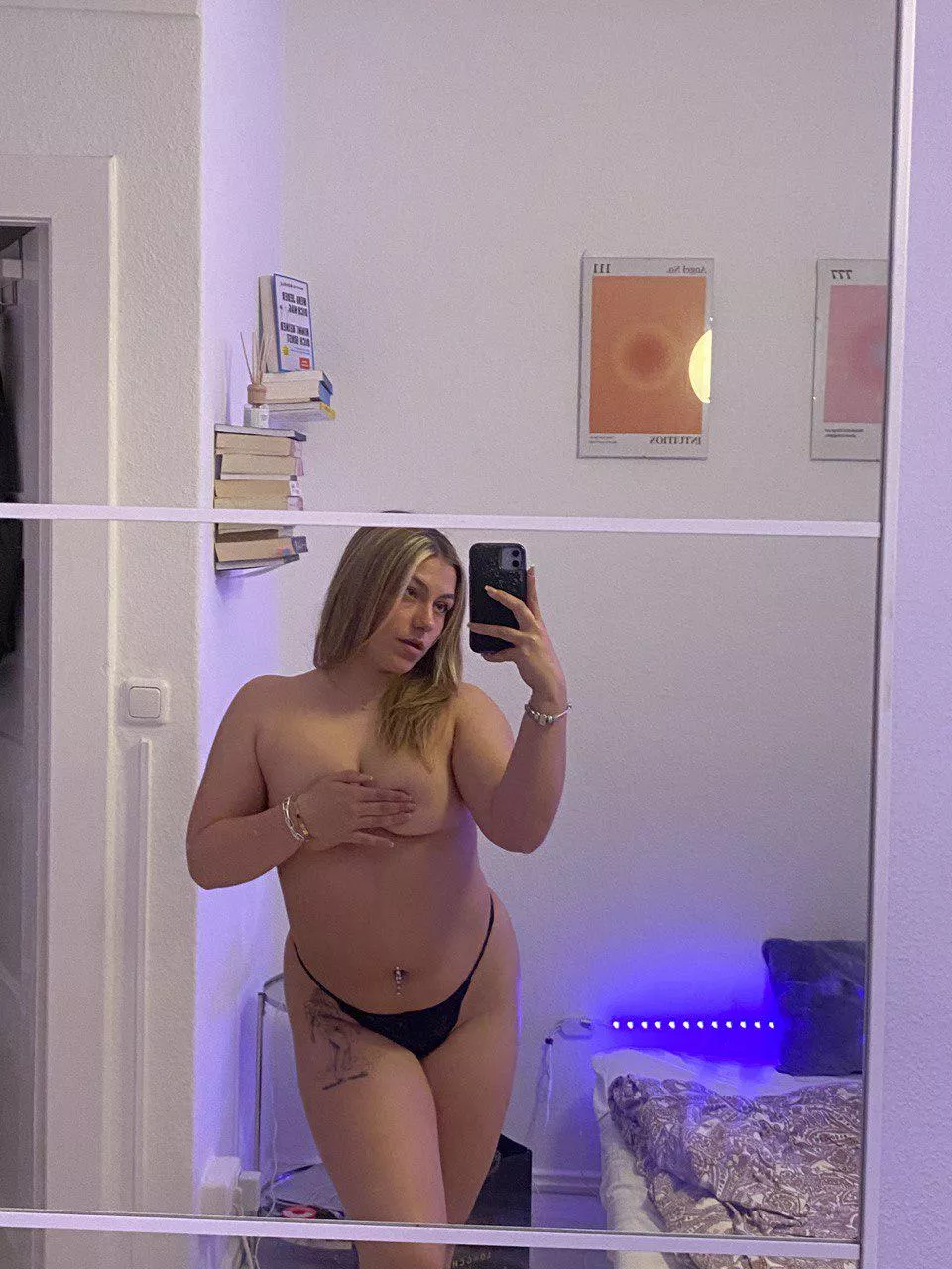 my new hobby is to send nudes and random guys to wait for their reaction, lmk if you are in posted by Upbeat-Case