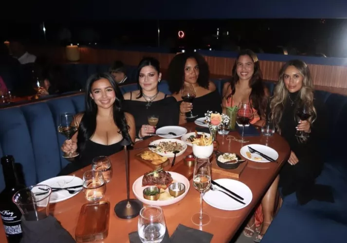 Out to dinner  by tennisa_zelal