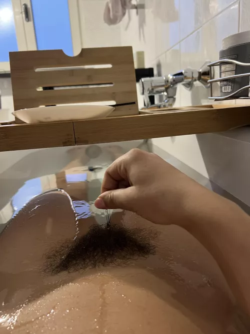 Over 15 months without shaving or trimming my pussy by tomikoari