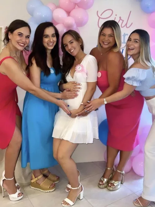 Pick one [5] by tennisa_zelal