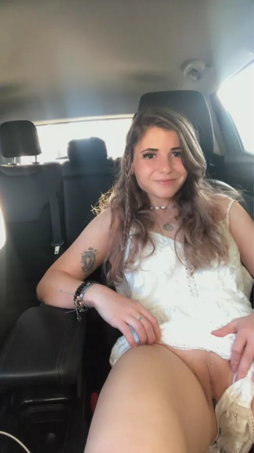 Please rate my pussy by lil-athena