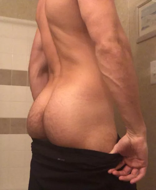 Post-gym booty by hairy_calvin