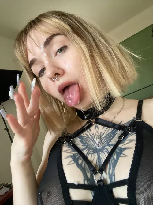 Put your cum in my face by keysipurple