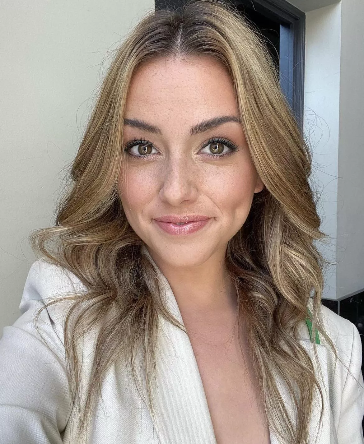 Shauna Dewitt posted by Frankg145