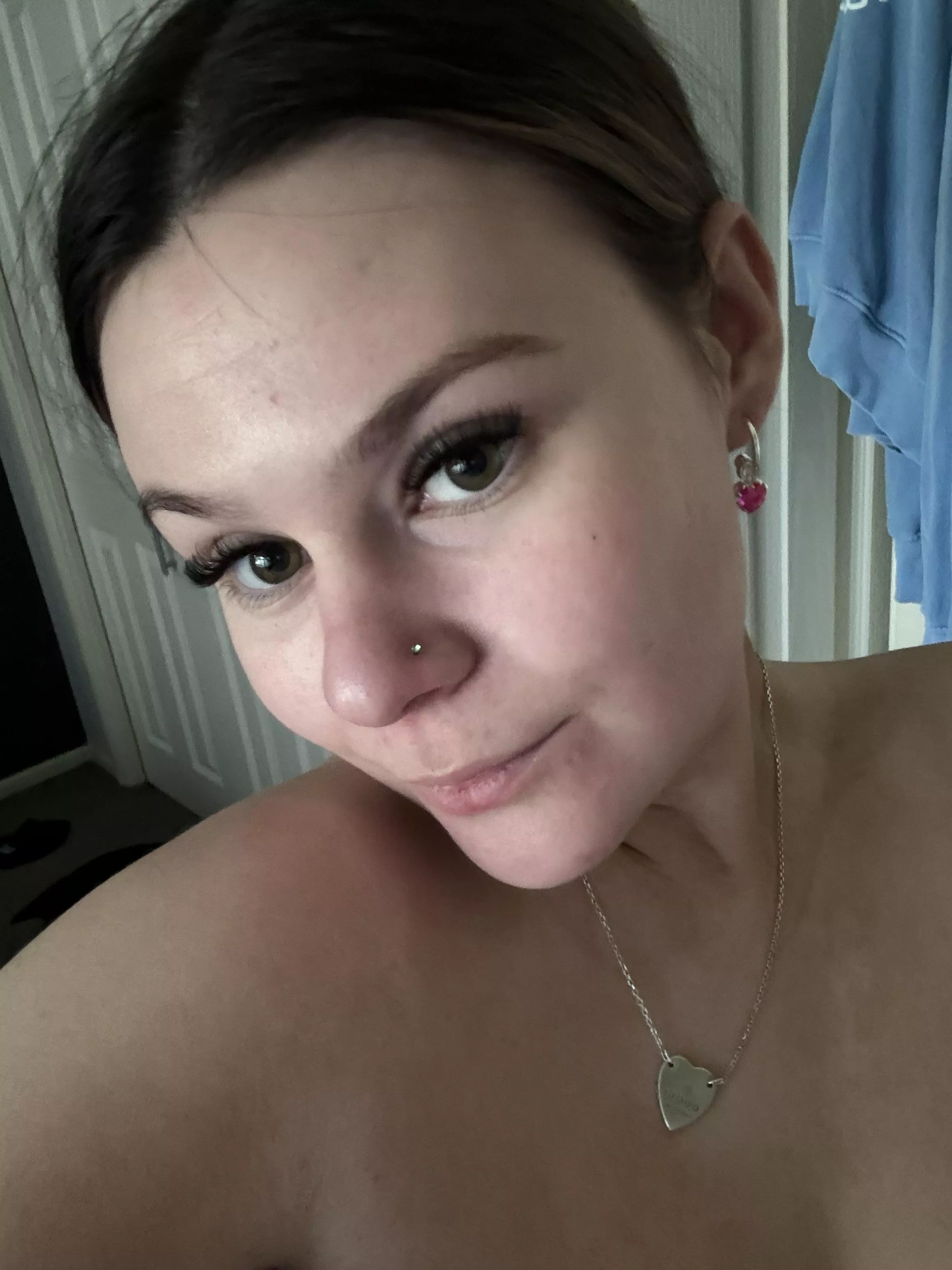 should I angle my phone down more.. ;) posted by MagnoliaLuciaDaisy