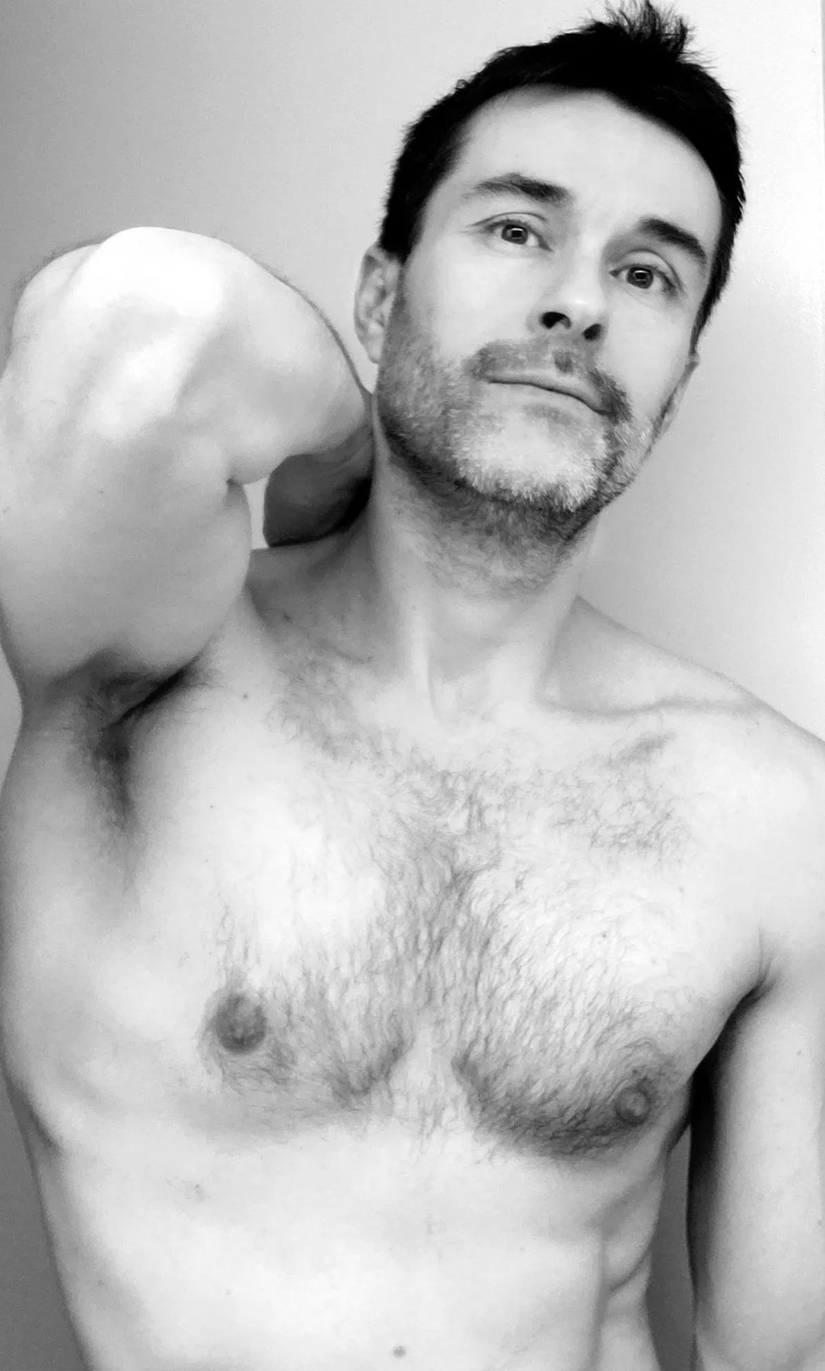 that quick pit shot b4 shower posted by Consistent_Cup_2613