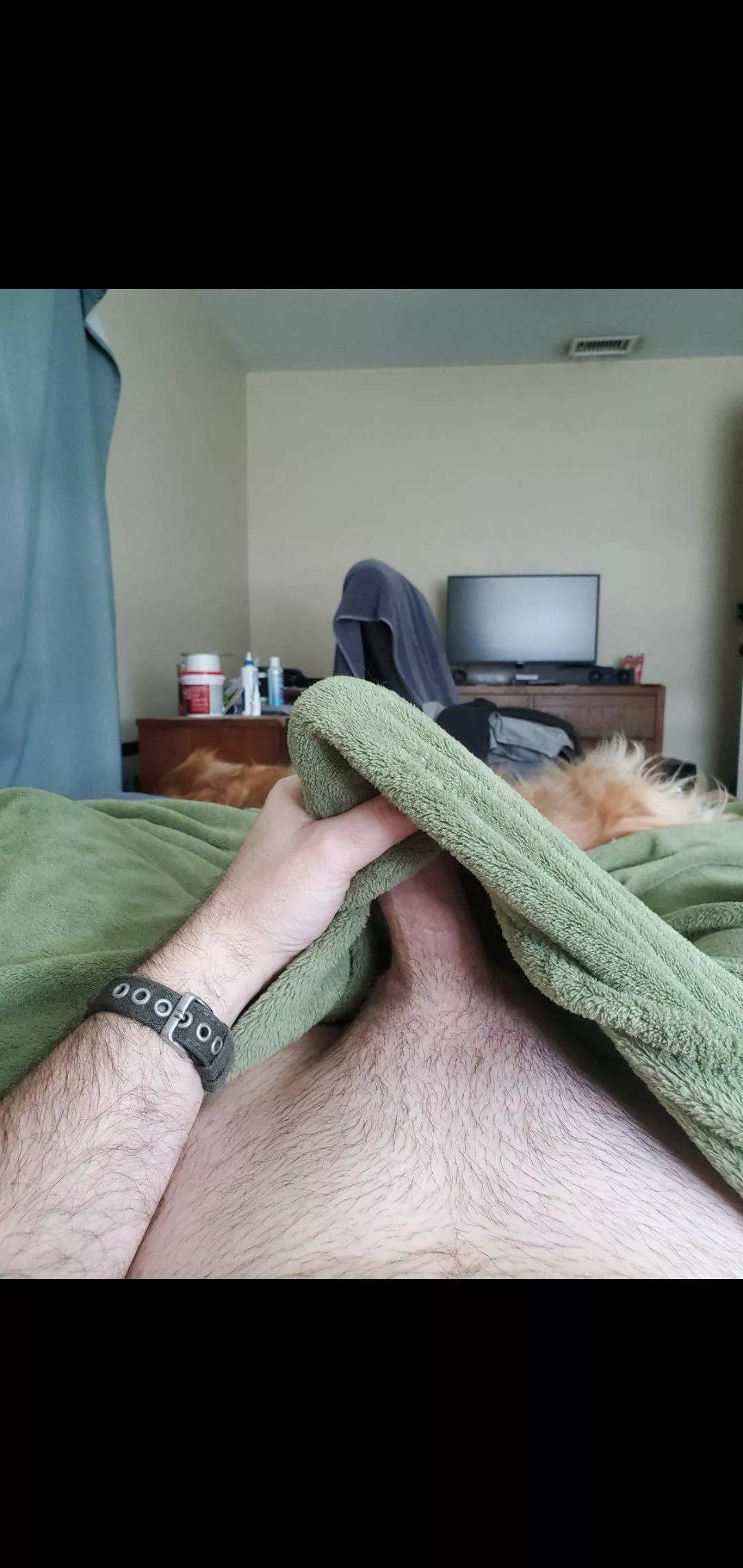 Throbbing  posted by ThickBeachwood