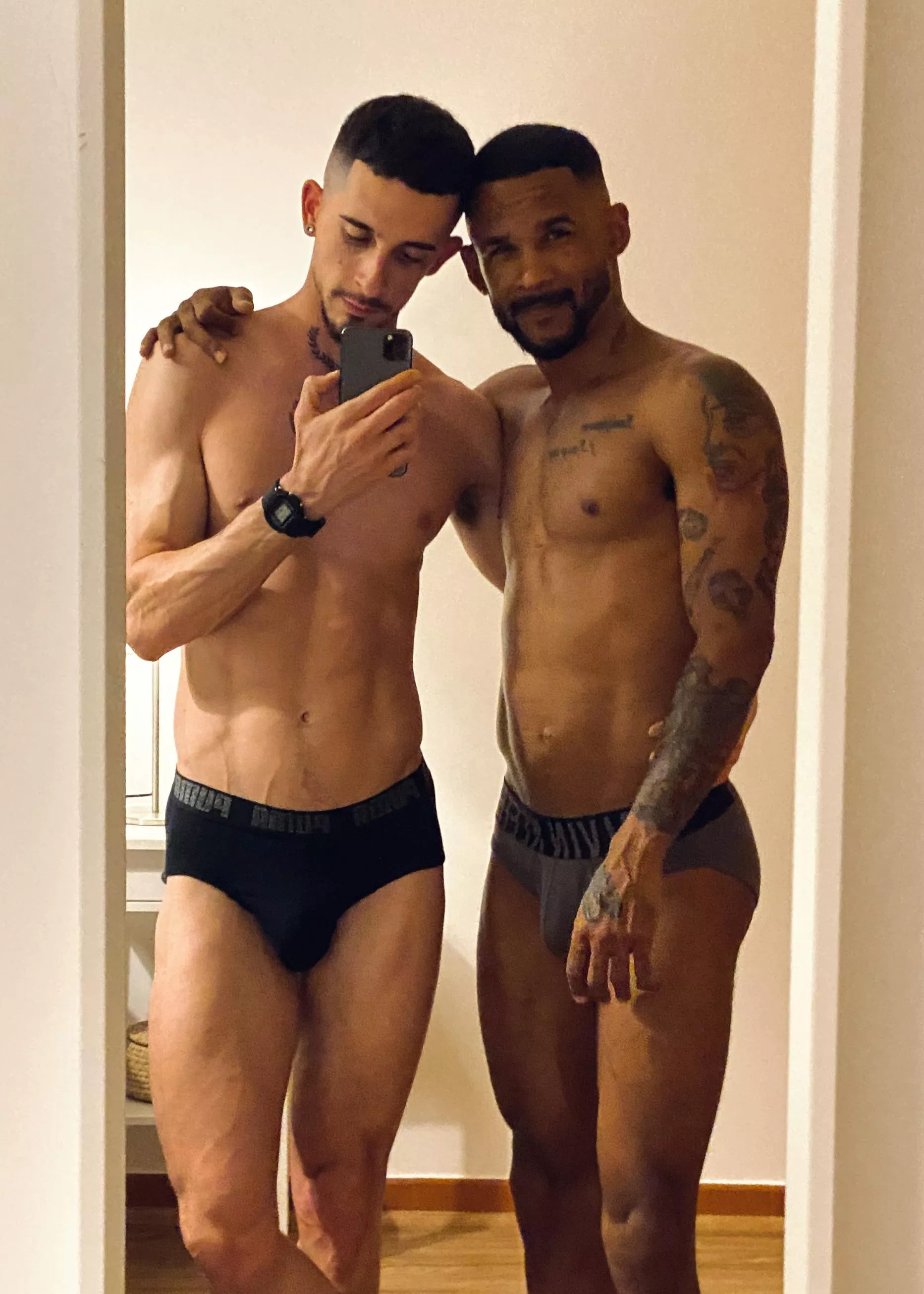 Weekend yay 😏 posted by caio-ian