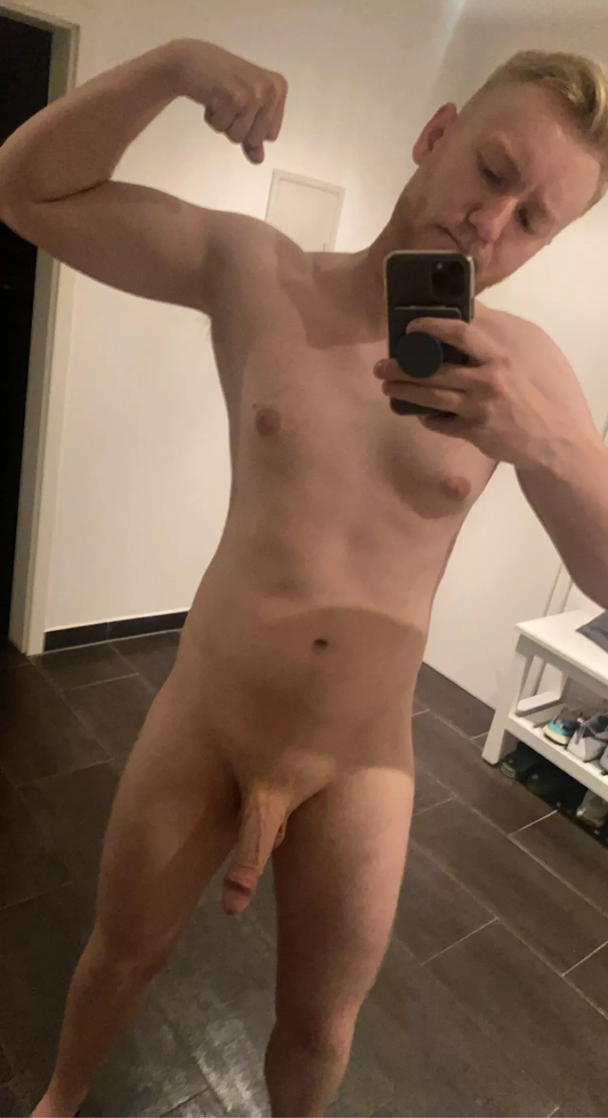 What do you think? [27] posted by blondeleo6969