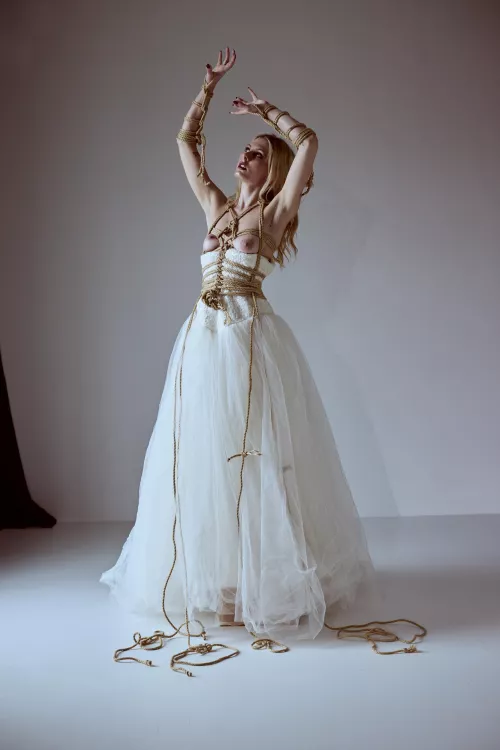 With dream team model Izzy and ropes by Beacon by cult_creative