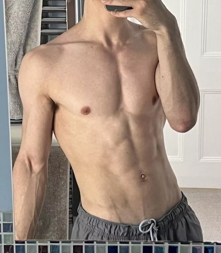 18M Femboys/ smooth bubble butts dm me 💦💦 posted by Reasonable_Snow6567