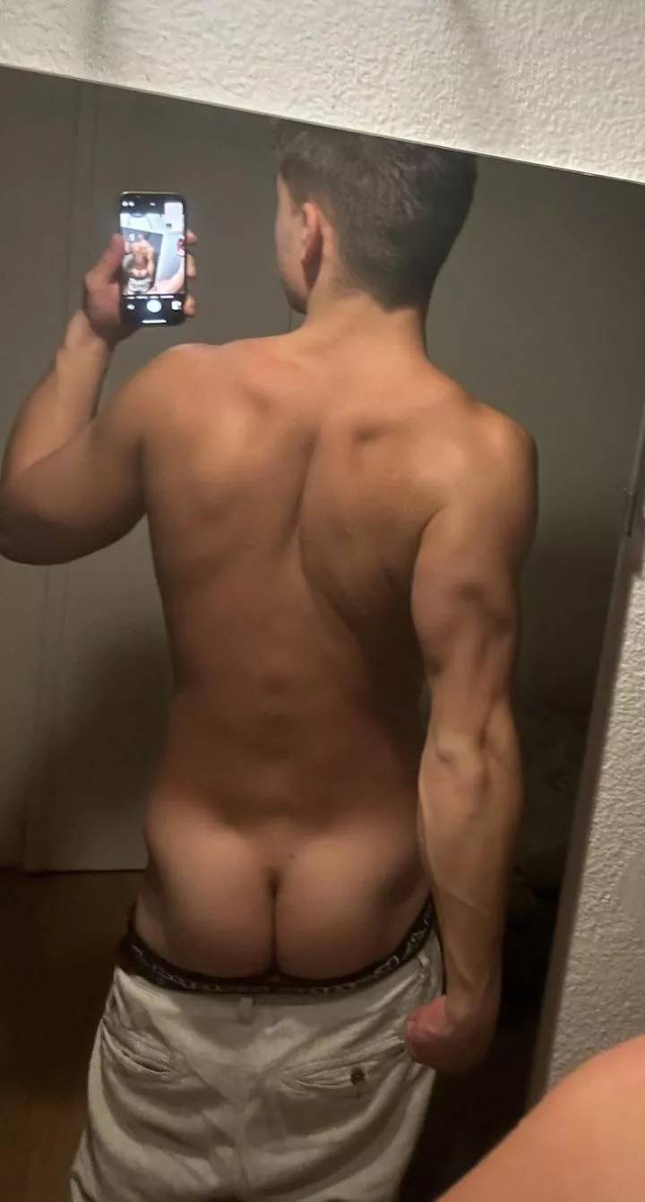 (19)Would you slap my ass? posted by Select_Equipment4297