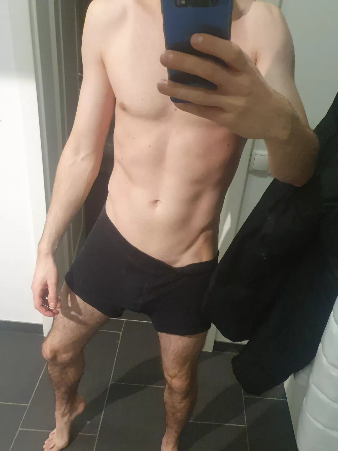 23 vers German with toys, looking for twinks and fit guys,   sc: m_h239216  posted by ZOllerom